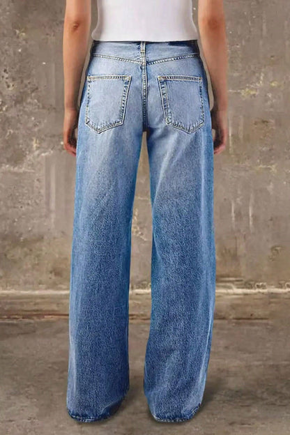 Stylish Casual Pocket Loose Straight Leg Jeans