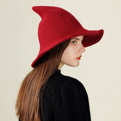 Sombrero de bruja de ala ancha con punta de punto de lana
