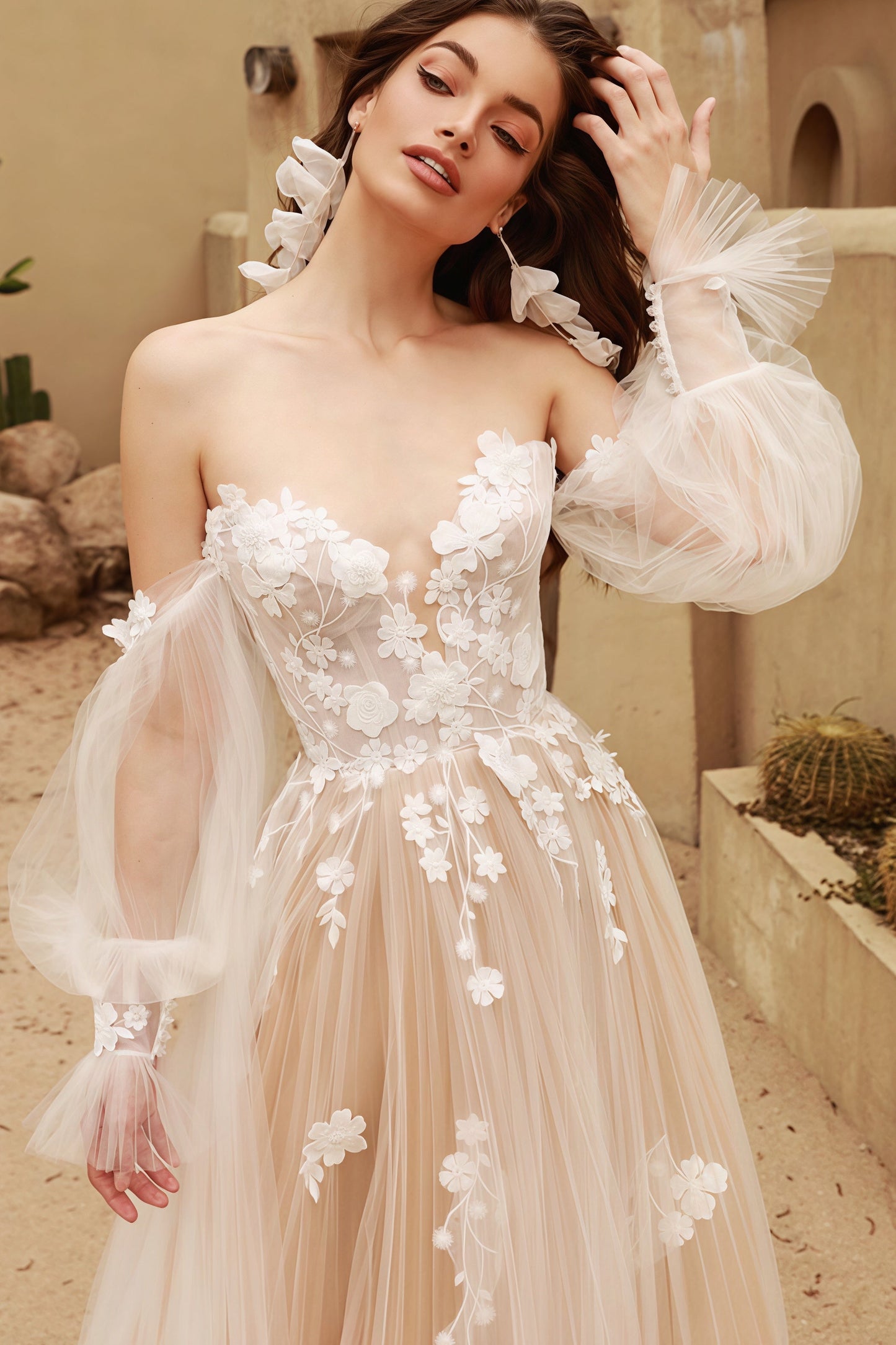 Vestido de novia sin tirantes de encaje vintage con hombros descubiertos