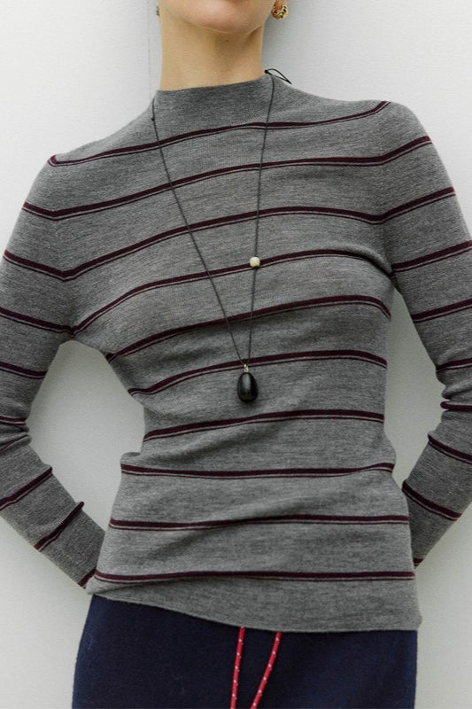 Top de punto de rayas sin costuras con cuello redondo