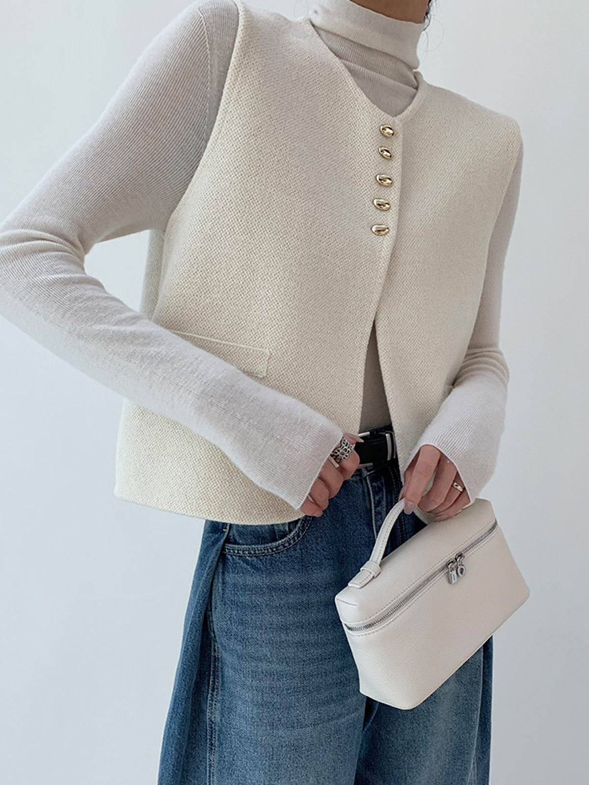 Chaleco elegante con aberturas