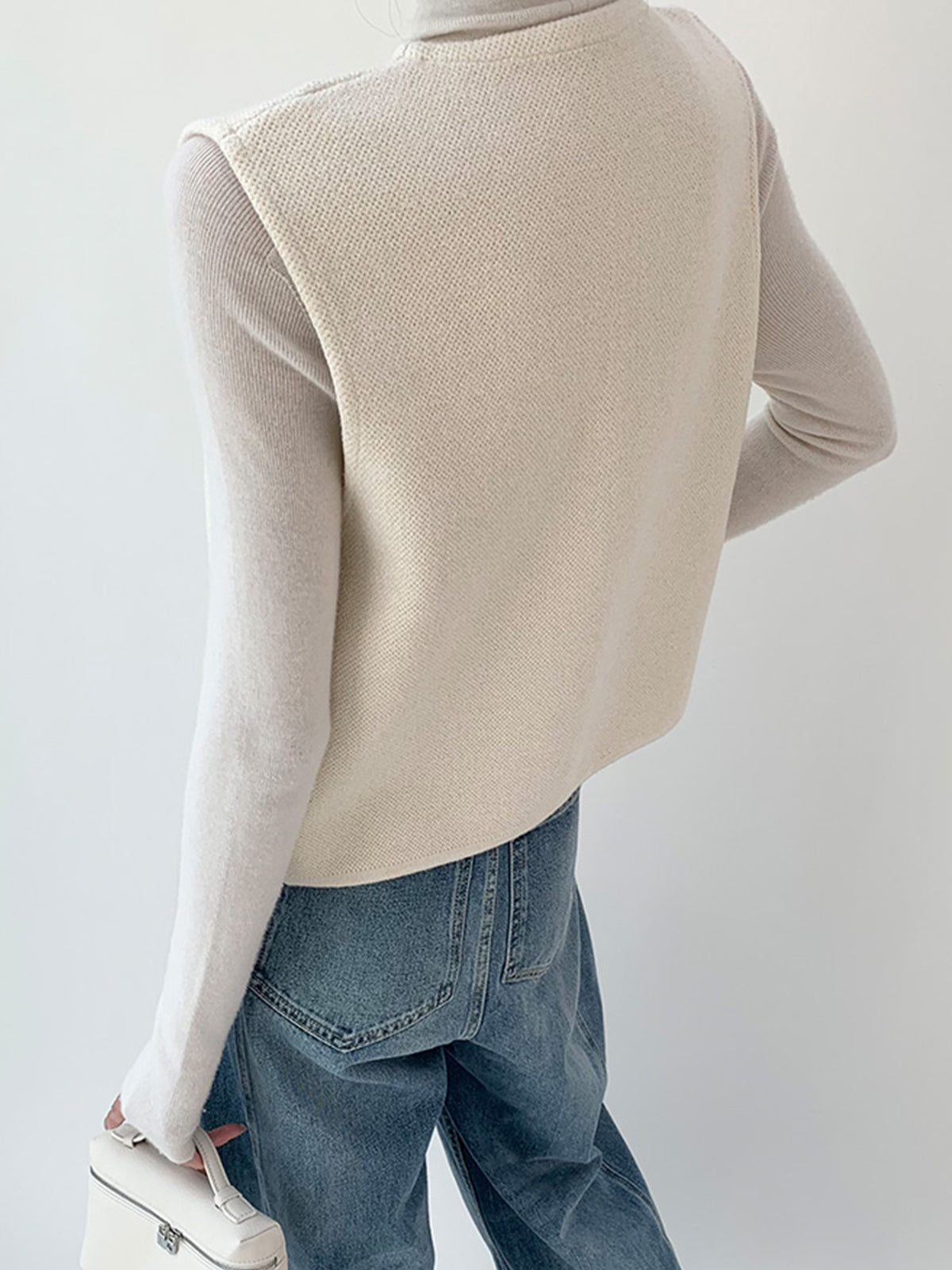 Chaleco elegante con aberturas