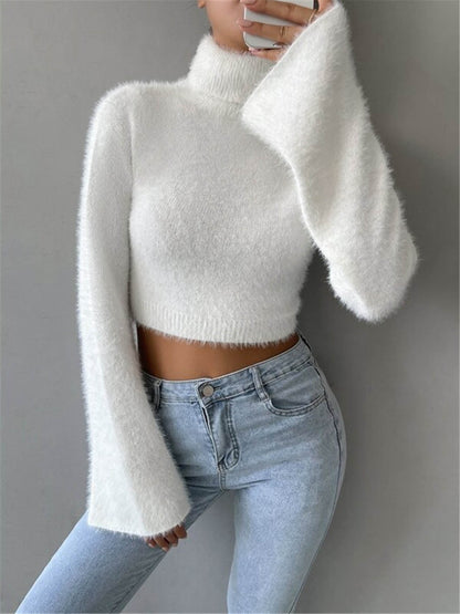 Top de punto corto difuso con cuello alto