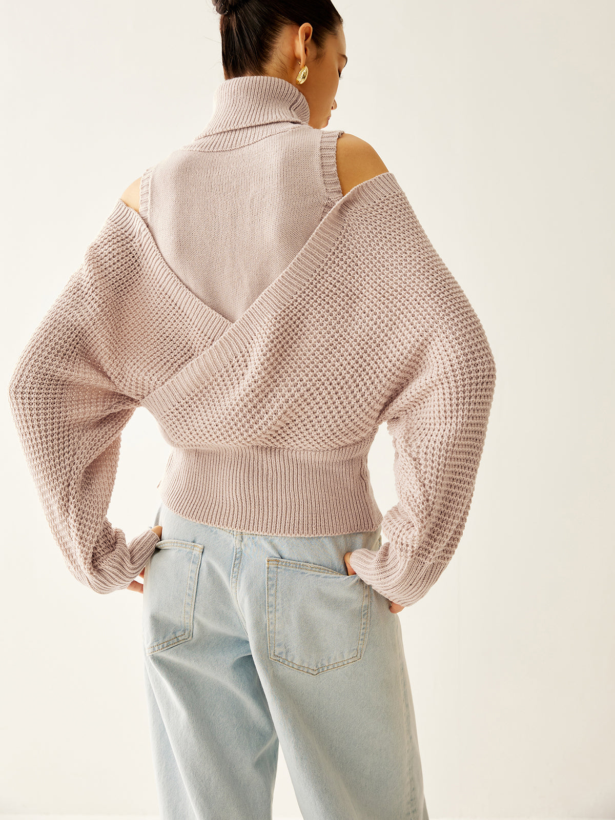 Jersey de punto con cuello vuelto, mezcla de lana, con fruncido y diseño oversize