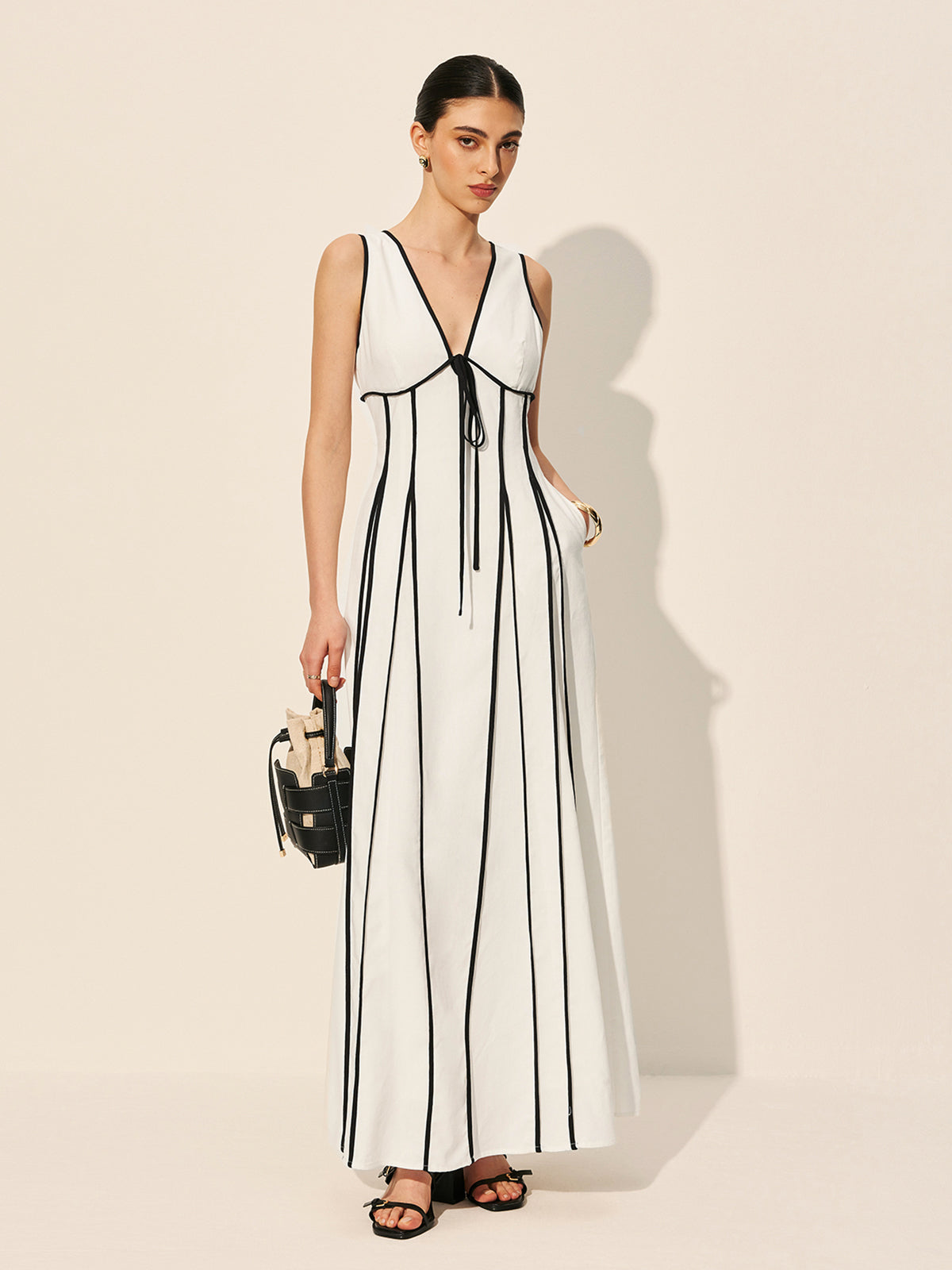 Vestido con Ribetes en Contraste y Bolsillos