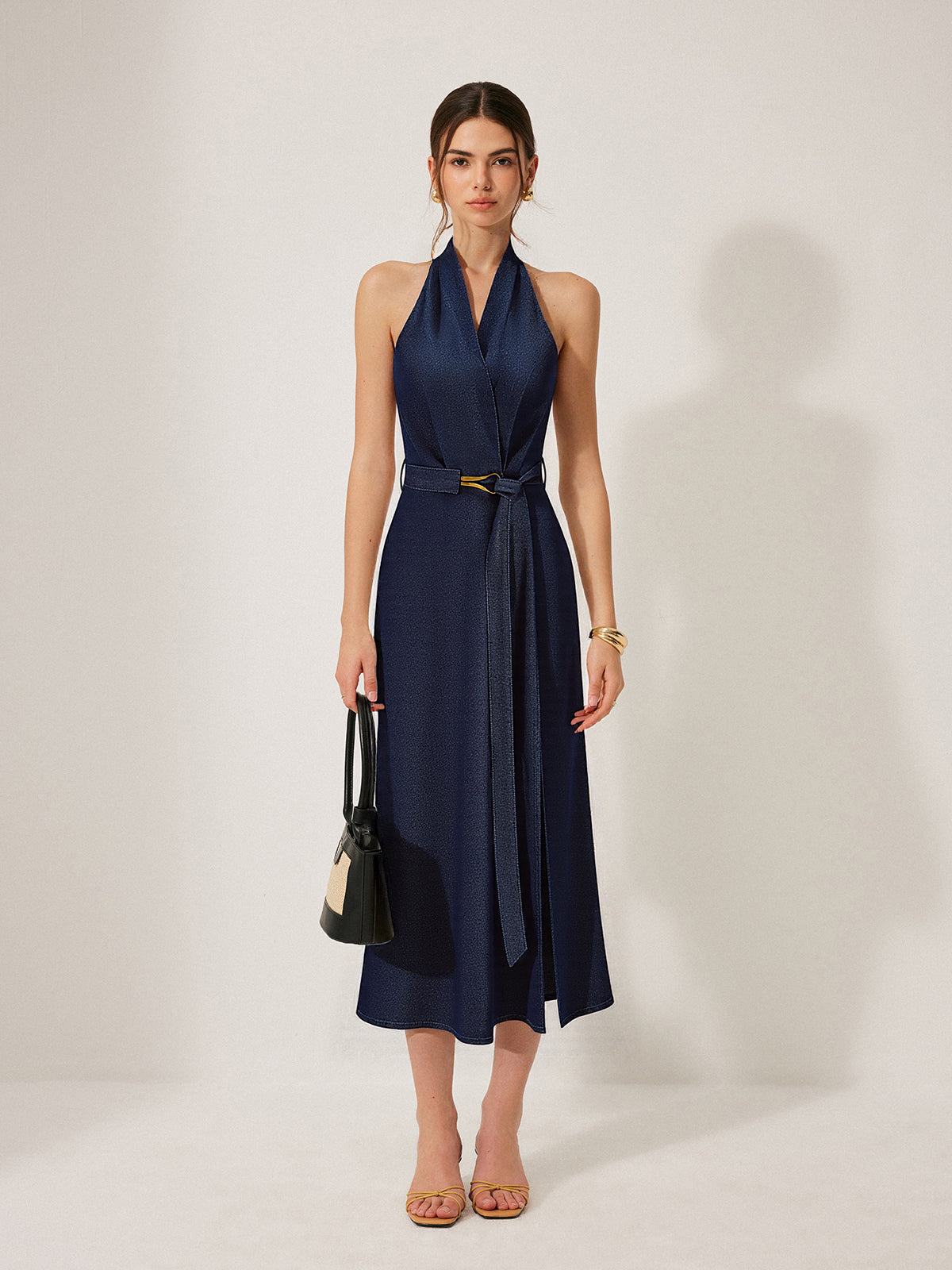 Vestido Midi Halter de Mezclilla con Cinturón