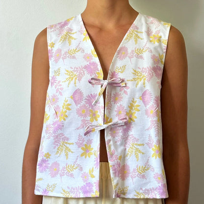 Tie Front V-Neck Crop Top