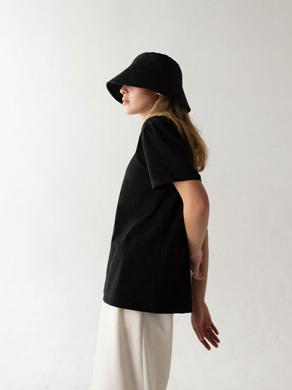 Camiseta Minimalista Lisa Informal de Cuello Redondo
