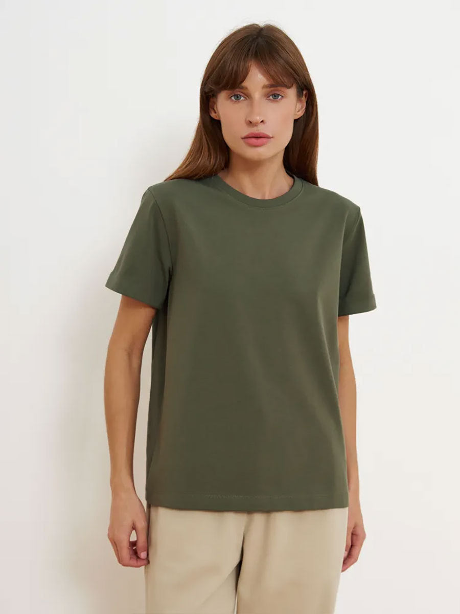 Camiseta Minimalista Lisa Informal de Cuello Redondo