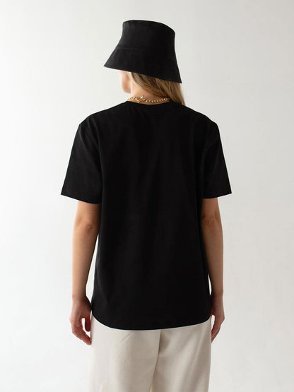 Camiseta Minimalista Lisa Informal de Cuello Redondo