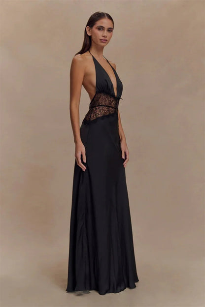 Vestido bohemio halter sin espalda con retazos de encaje