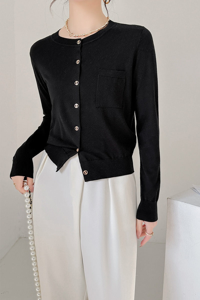 Crew-Neck Single-Row Pocket Knit Cardigan