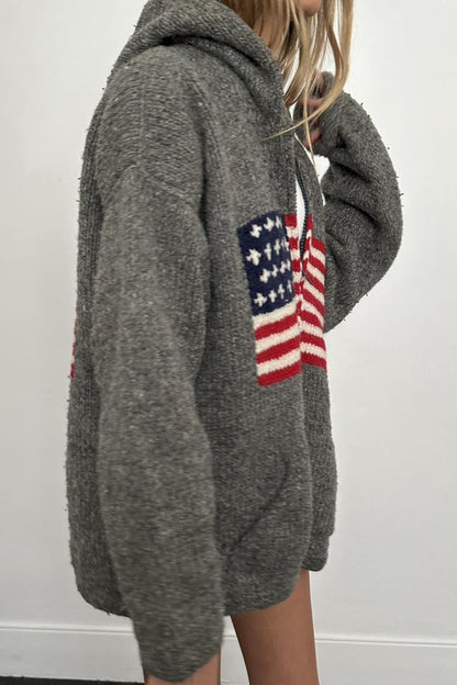 Sudadera con capucha y cremallera de punto con gráfico de bandera chic