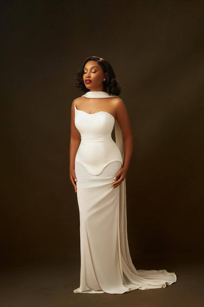 Vestido de gala de malla elástica con vendaje de tul