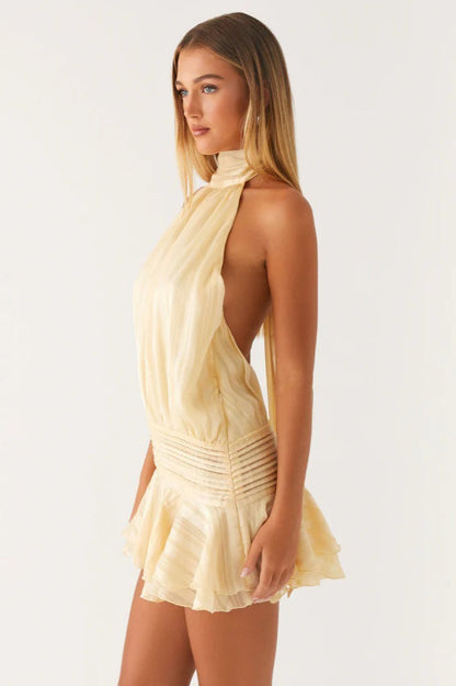 Minivestido elegante de jacquard satinado a rayas con cuello halter