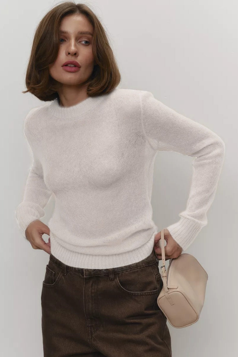 Top de punto de mohair con cuello redondo