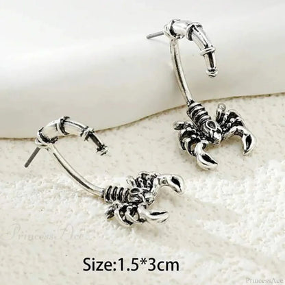 Antique Dragonfly Carved Free-spirited Dangle Earring