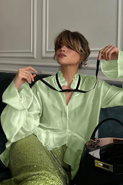 Blusa Transparente de Manga Acampanada Chic y Sensual
