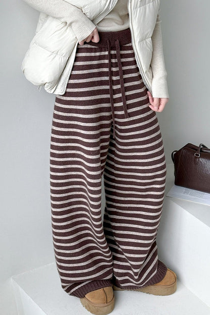 Pantalones casuales gruesos de punto a rayas