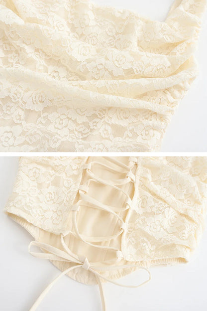 Elegante conjunto de top corto con cordones y falda larga boho