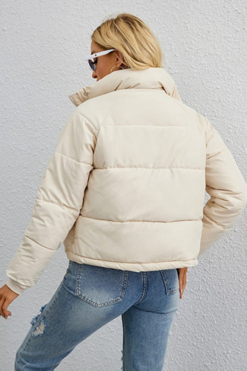 Chaqueta Puffer Corta con Cuello Mandarín Relaxed