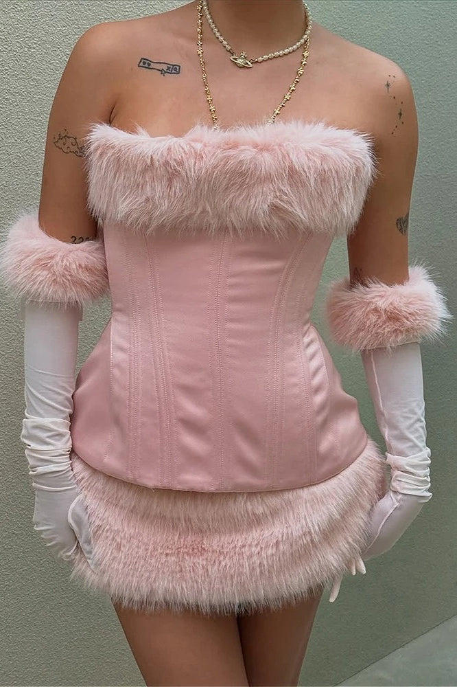 Minivestido sexy con paneles difusos y cinturón