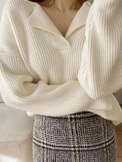 Basic Warm Vintage Green Oversized Loose White Sweater