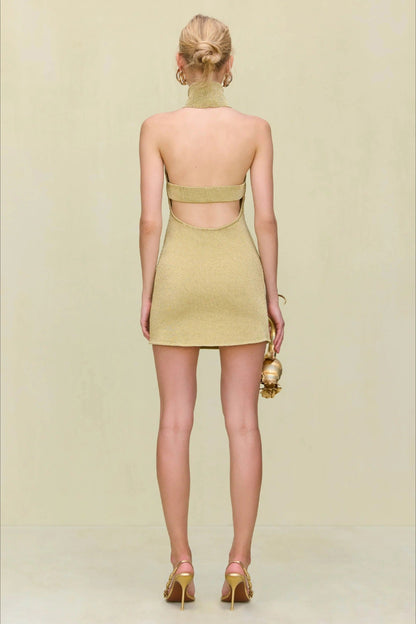 Vestido de suéter de punto con cuello alto y cuello halter