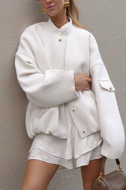Chaqueta suelta de lana con cuello alto