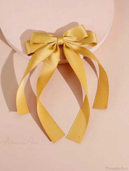 Black and White Bow Top Clip Hair Accessory