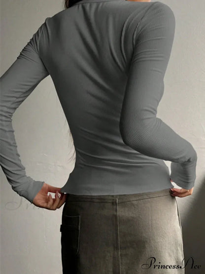 buttoned top U-neck long-sleeved knitted for women