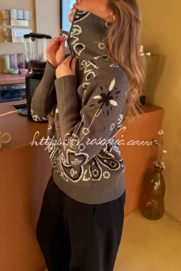 Fashionable Jacquard Turtleneck Long-sleeved Casual Zip-up Pocket Knit Top
