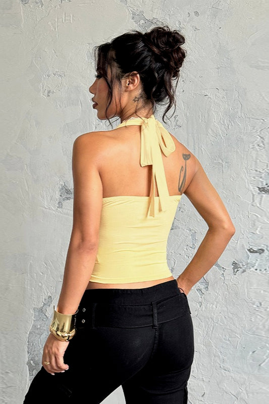 Top Halter de Encaje de Parches con Escote en V Profundo