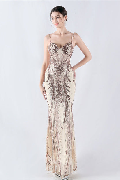 Vestido formal con lentejuelas bordadas y varillas