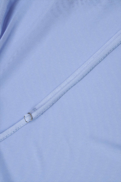 Minivestido ceñido con lazada y un solo hombro