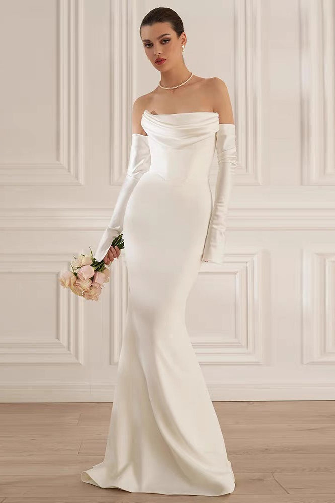 Vestido de recepción de sirena de satén fruncido elegante minimalista