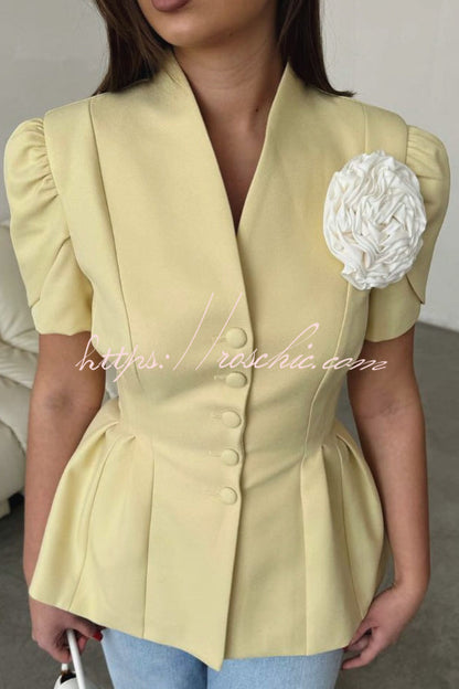 Stylish Floral-decorated V-neck Short-sleeved Button-down Blazer