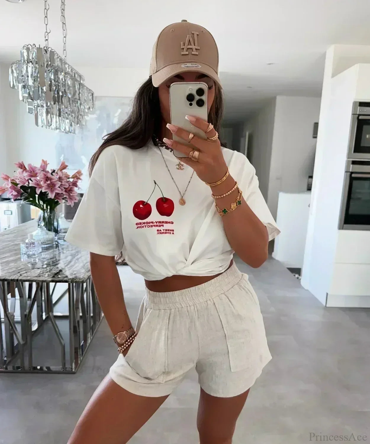Casual Lotus Eyed Graphic T-shirt