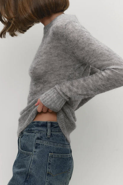 Top de punto de mohair con cuello redondo