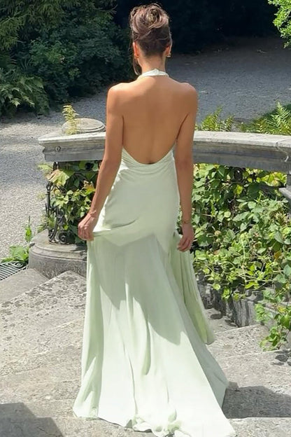 Sexy vestido maxi ajustado con escote pronunciado en V y retales de tul
