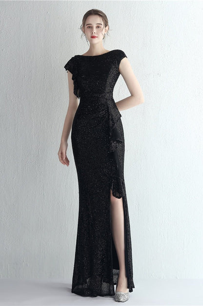 Vestido de gala de sirena con purpurina, cuello alto y abertura