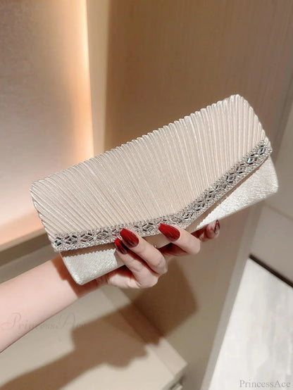 Chain Shoulder Wedding Party Wristlet