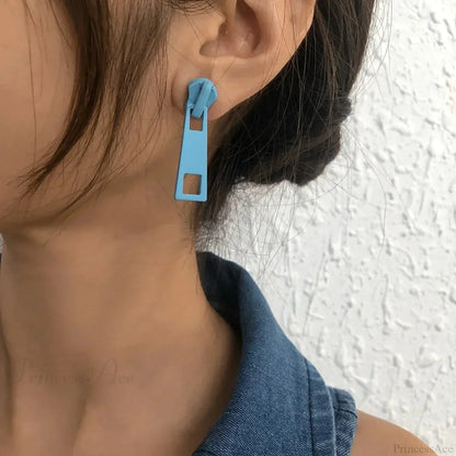 Characteristics Fastener Geometrical Rap Earring