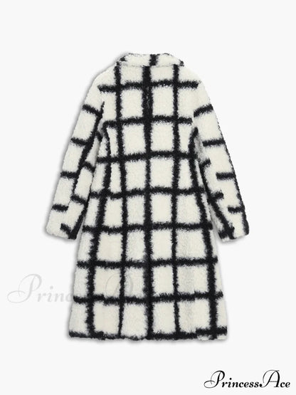 Checkered Button Graceful Sherpa Jacket