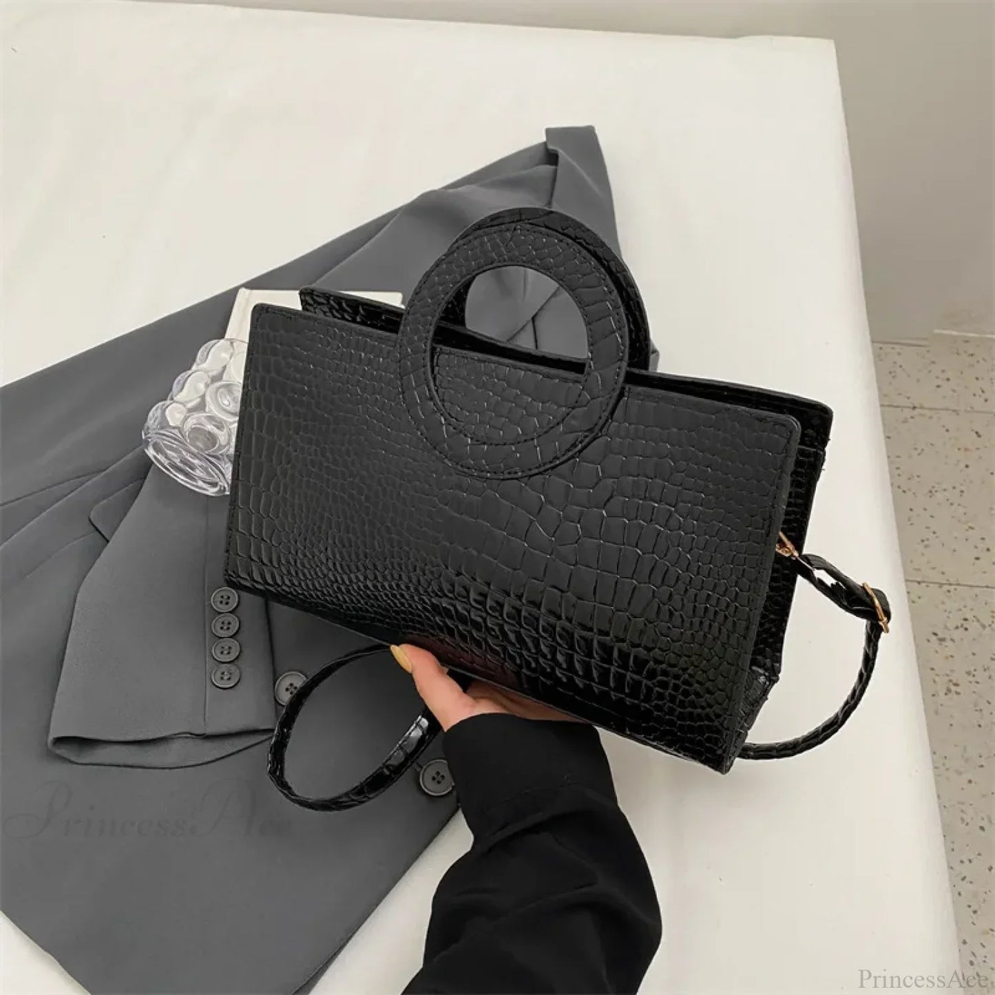 Crocodile Pattern PU Leather Crossbody Handbag