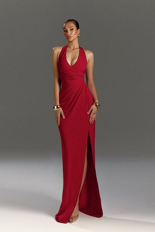 Vestido de fiesta fruncido con cuello halter y espalda descubierta