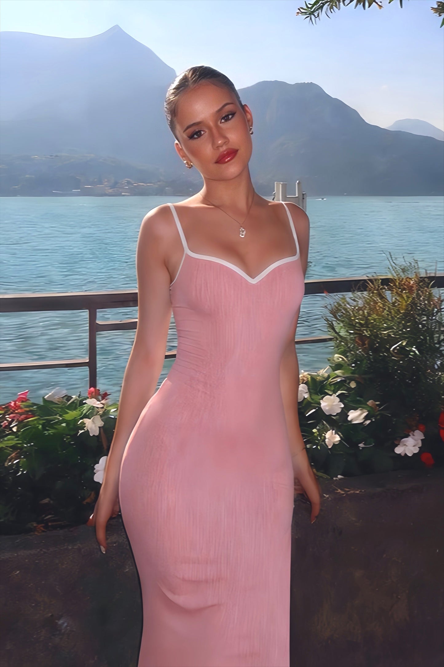 Vestido maxi bodycon con tirantes y bloques de color