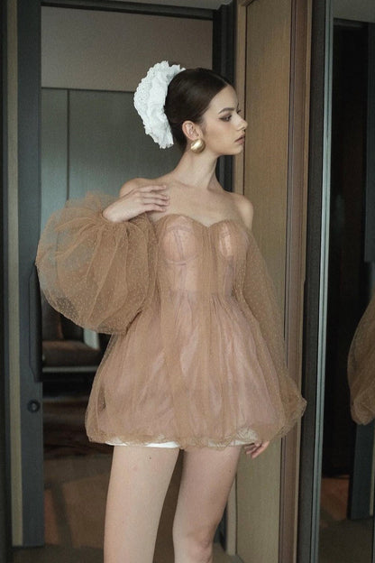 Minivestido Dulce y Atractivo sin Tirantes con Mangas Abullonadas