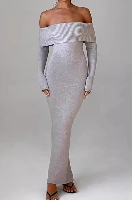 Vestido de punto acanalado con hombros descubiertos