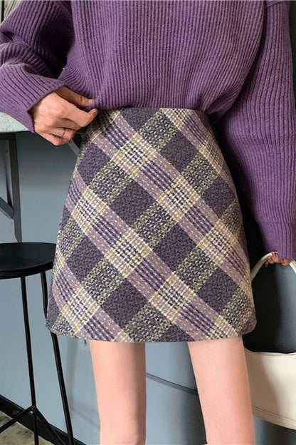 Falda acampanada de lana a cuadros de talle alto